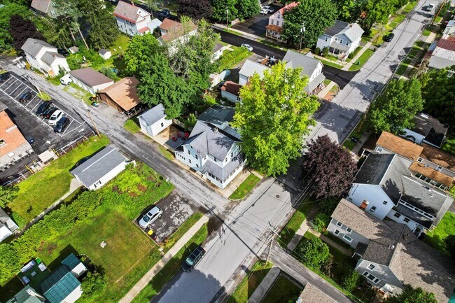 Located inside Saratoga Springs - 107 Clinton St