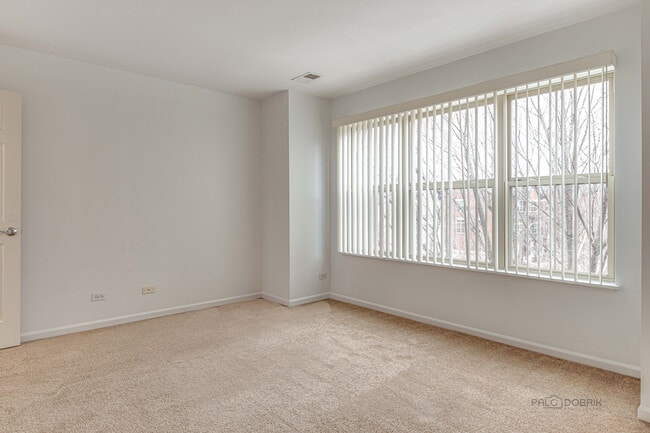 Building Photo - 726 Keystone Ln