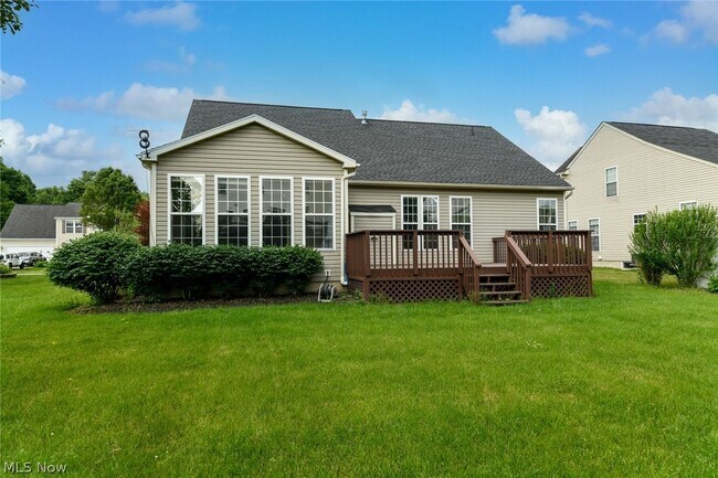 Building Photo - 200 Weatherstone Ct