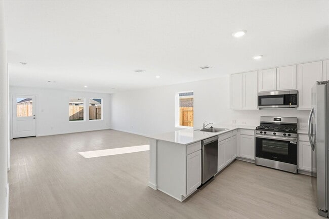 Building Photo - 2821 Cedar Rock St