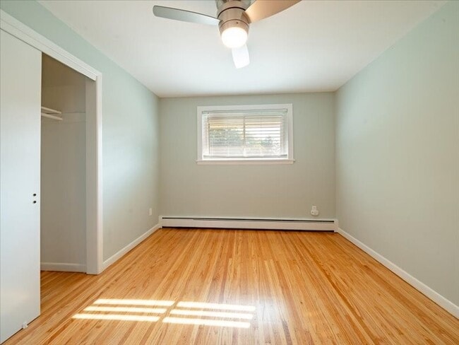Building Photo - 7 Courtenay Cir