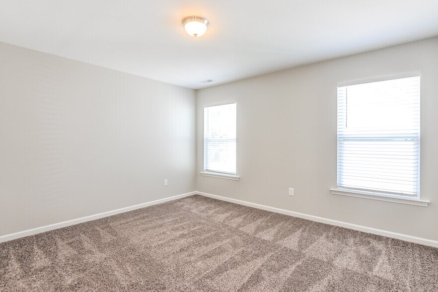 Building Photo - 105 Lakemont Dr
