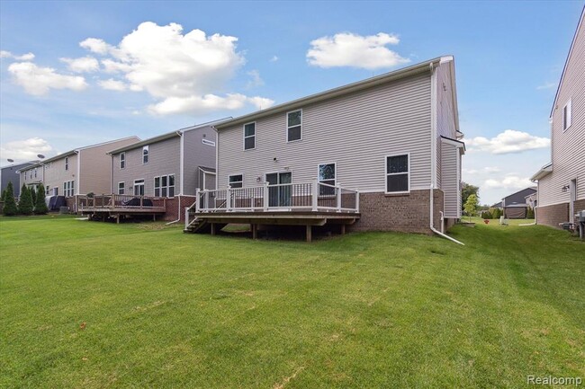 Building Photo - 21422 Navarra Dr