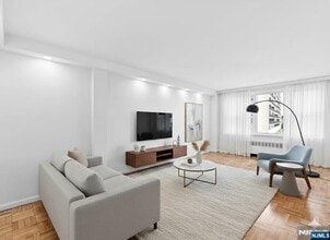 Building Photo - 1450 Palisade Ave