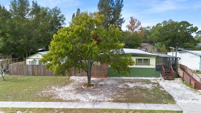 Building Photo - 831 Wolf Trail