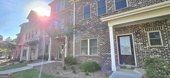 Building Photo - 3608 Hidden Valley Cir