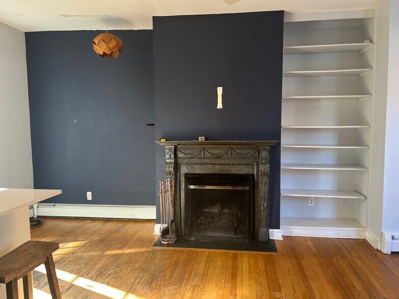 wood burning fireplace - 419 A St NE