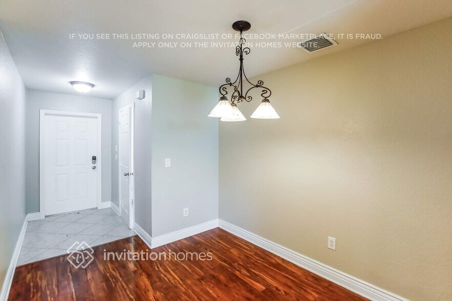 Building Photo - 5902 Royal Way