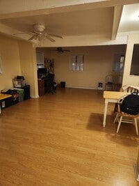 Building Photo - 412 BackStreet