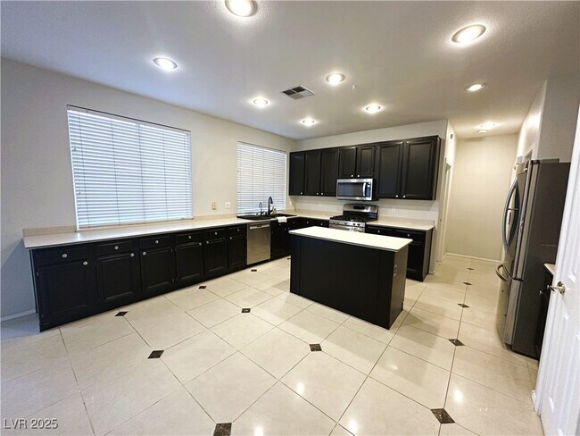 Building Photo - 2566 Golden Bay Ct