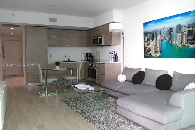 Building Photo - 1300 S Miami Ave