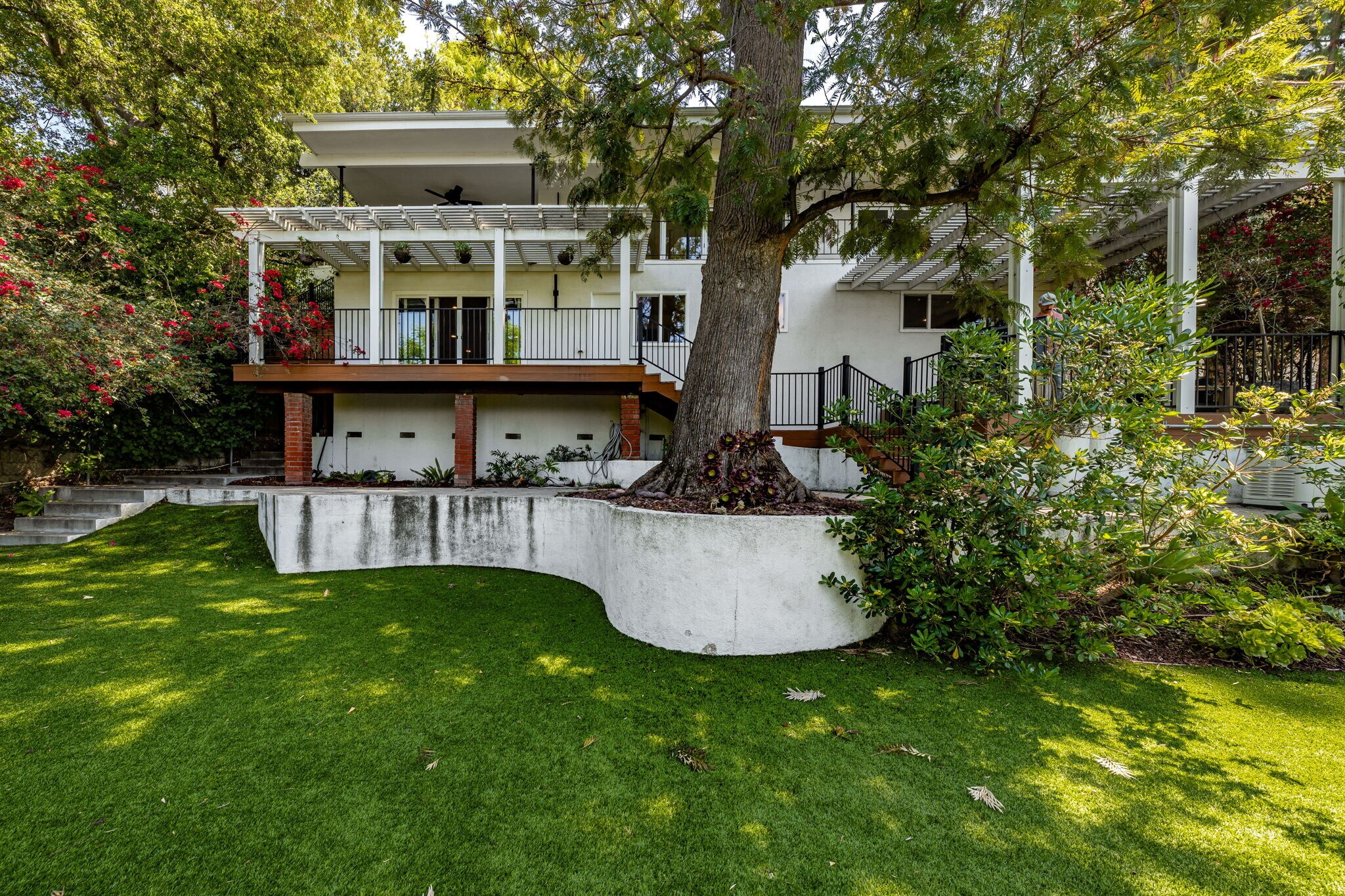 Building Photo - 4781 Galendo St