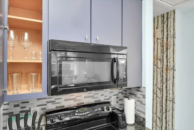 Building Photo - 5411 Lindsay Ln