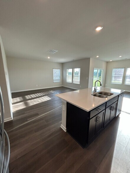Building Photo - 29351 Satilla Cir