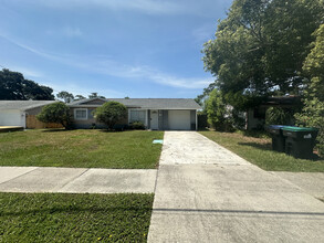 Building Photo - 14500 Sussex Dr