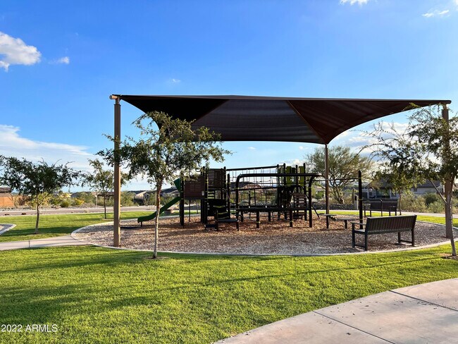 Building Photo - 31962 N 125th Ave