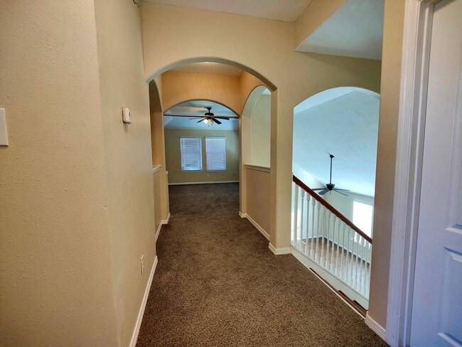 Building Photo - 21915 Stockbridge Ln