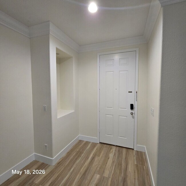 Building Photo - Gorgeous Home For Rent