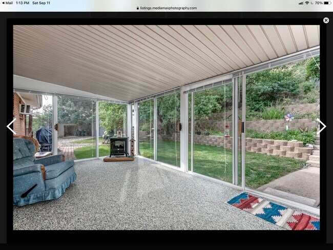 Building Photo - 2131 Bonvue Dr