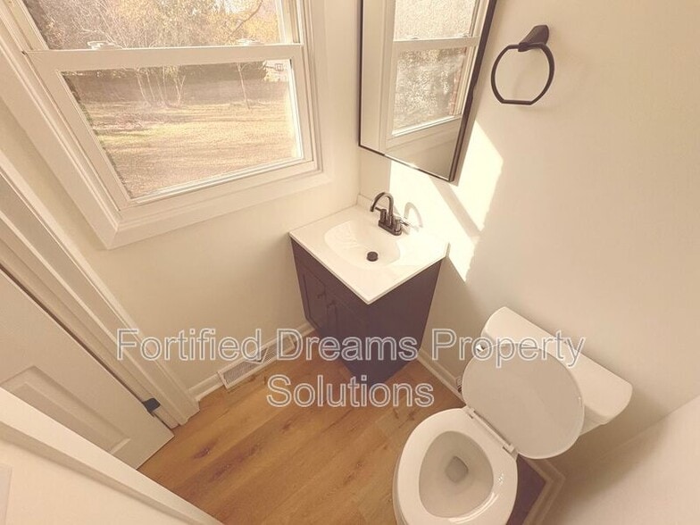 Building Photo - 1174 Perch Rd