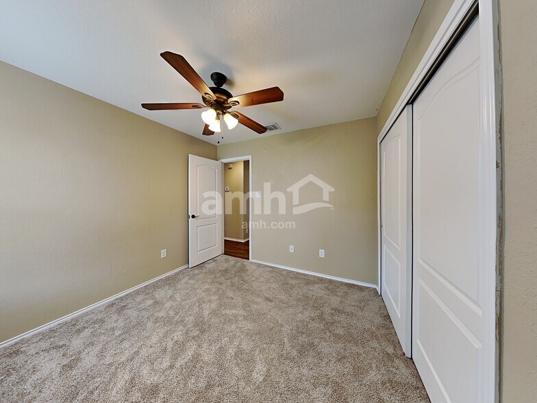 Building Photo - 6112 Fred Couples