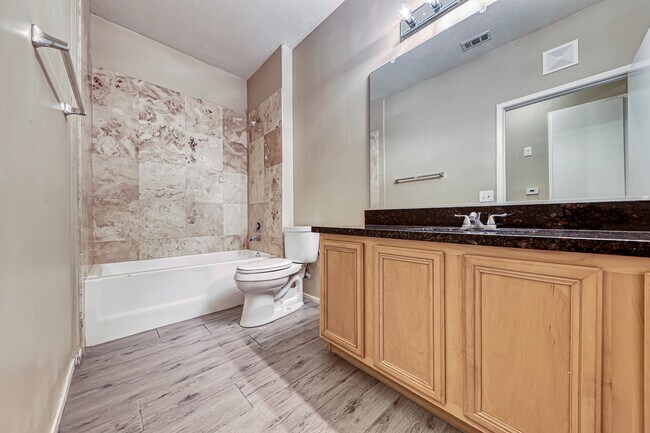 Building Photo - 673 Peachy Canyon Cir