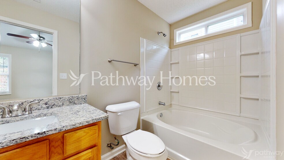 Building Photo - 161 Greystone Cir