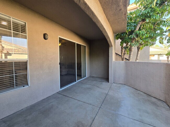 Building Photo - CANYON CREST CONDO