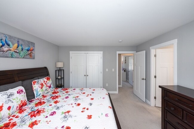 Building Photo - 18 Craftsman Ct
