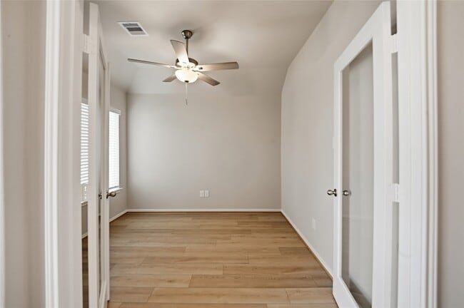Building Photo - 2415 Honeyberry Shrub Dr