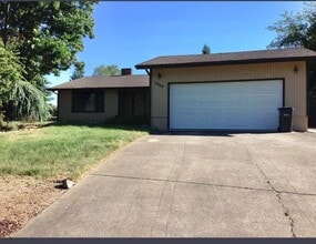 Building Photo - Newly renovated three bedroom home | Available Mid April