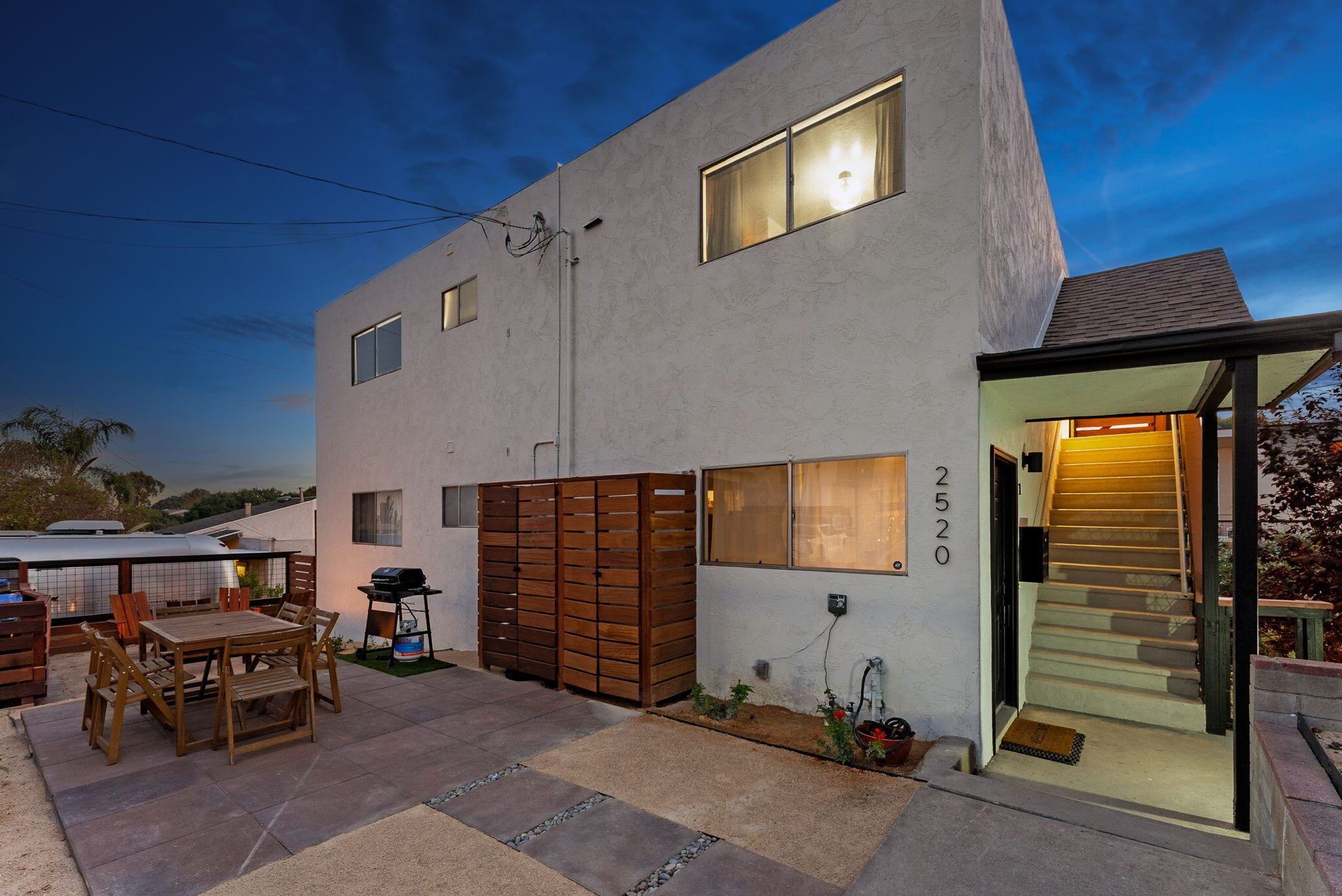 Building Photo - 2520 Haller St