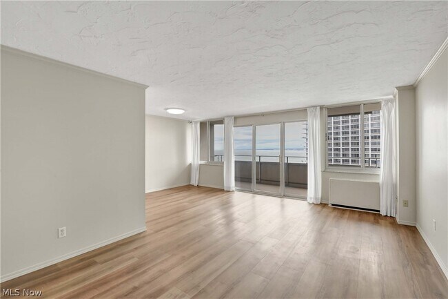 Building Photo - 12900 Lake Ave