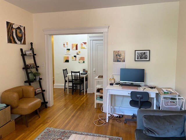 Primary Photo - 17 Short St