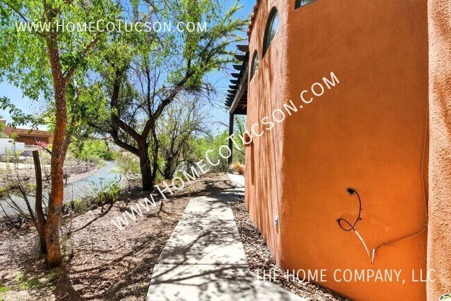 Building Photo - 1921 S Doubletree Ln