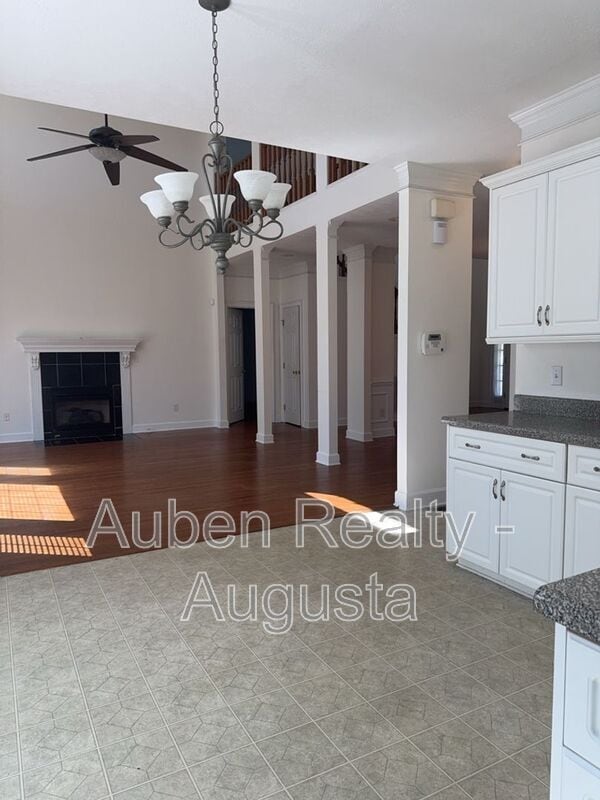 Building Photo - 901 McMillan Cir