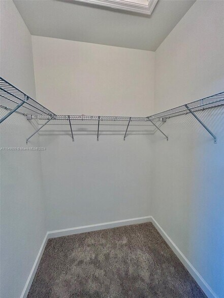 Building Photo - 29258 SW 162nd Ct