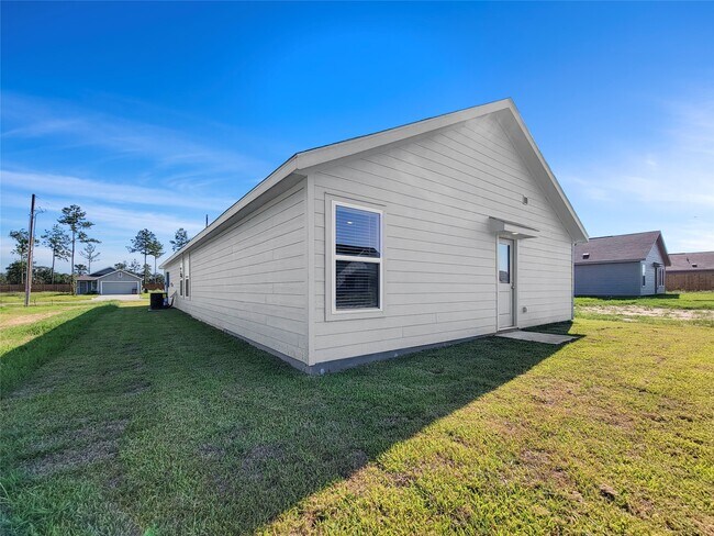 Building Photo - 18743 Barrichello Dr