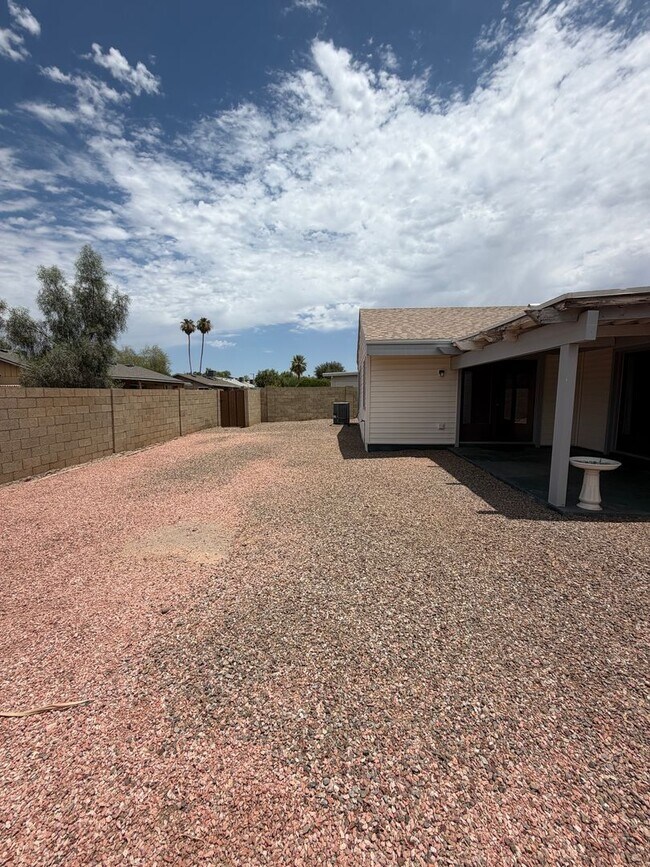 Building Photo - Spacious 3 Bed Tempe Home for Rent!