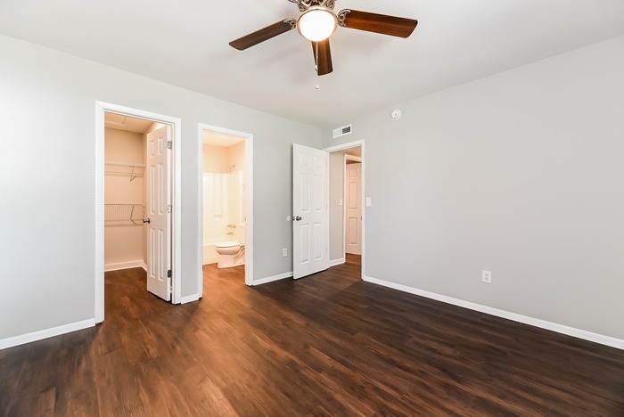 Building Photo - 101 Tweed Ct