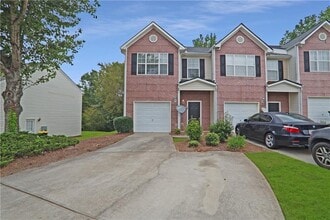 Building Photo - 153 Chastain Way