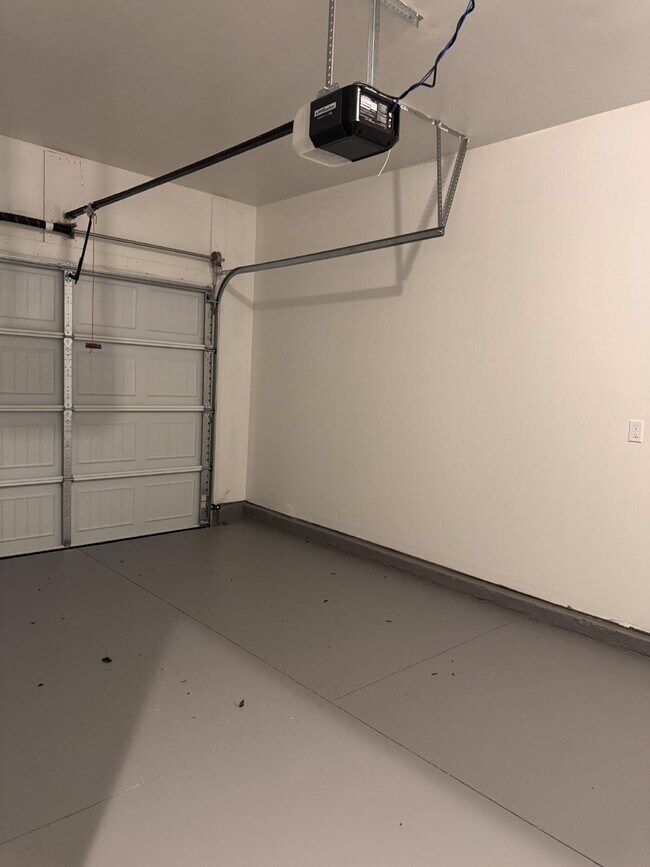 Building Photo - PRICE REDUCED! Modern 3-Bed Townhome in Greer — Stylish Design & Community Perks in Prime Location!