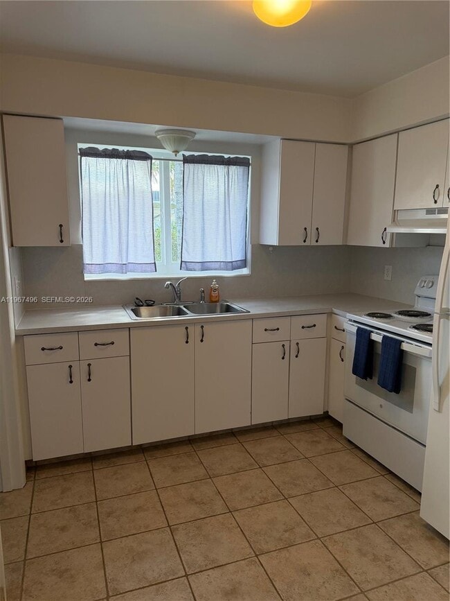 Building Photo - 3790 Polk St