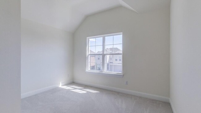 Building Photo - 337 Gleneagles Dr