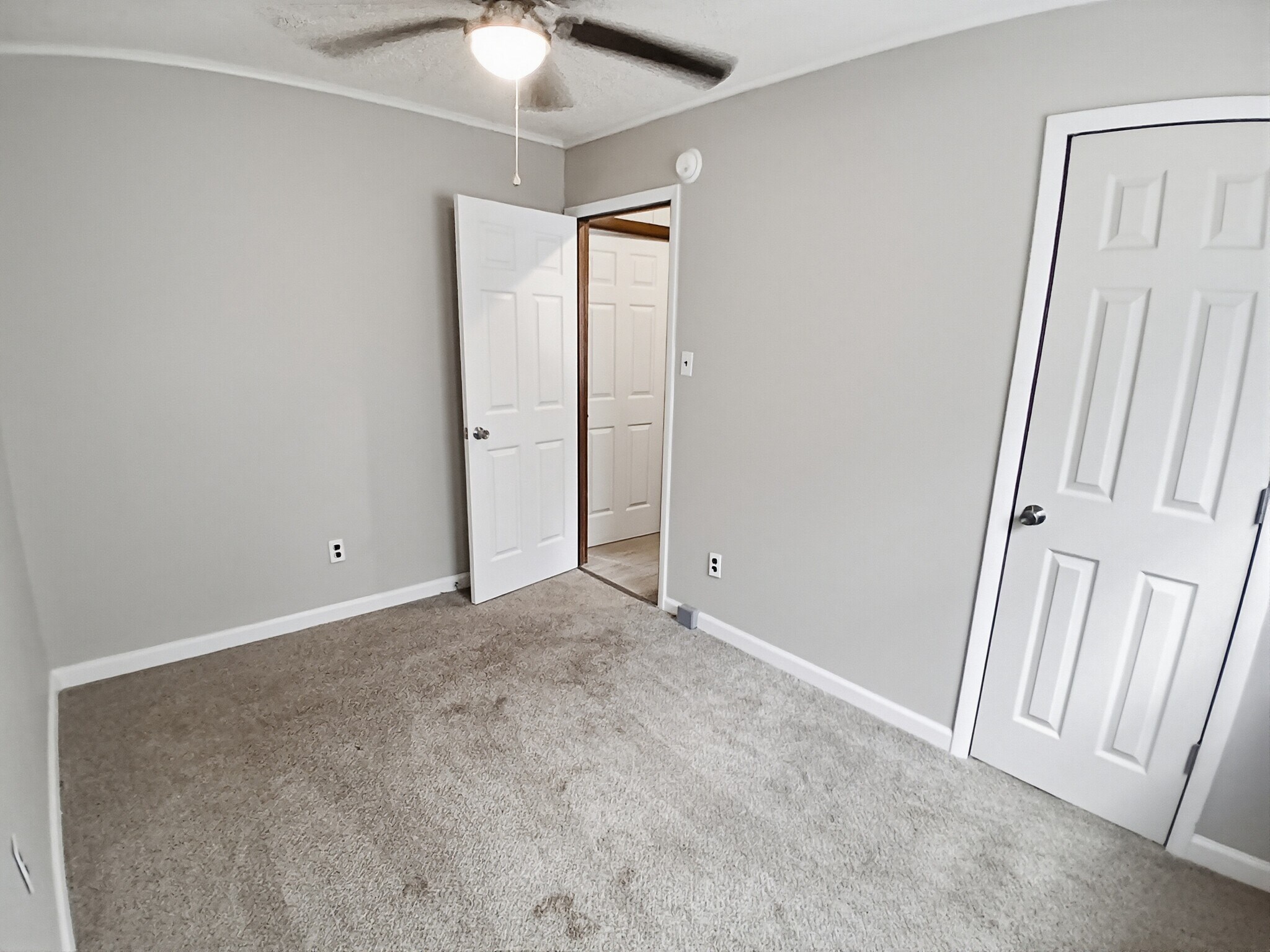 Building Photo - 911 Andes St