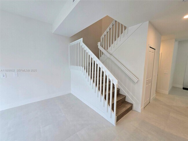 Building Photo - 34526 SW 191st Ave