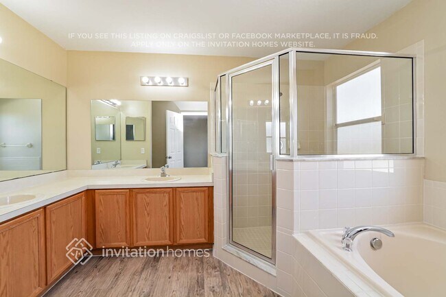 Building Photo - 654 Bluebill Ct