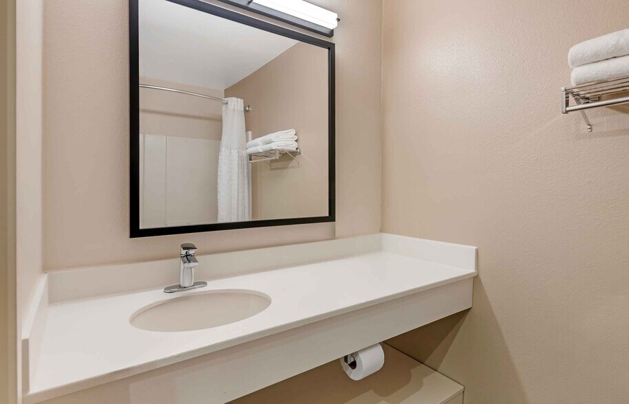 Building Photo - Furnished Studio-Jacksonville - Riverwalk - Convention Center