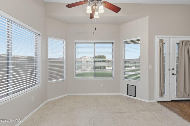 Building Photo - 2033 N 110th Ave