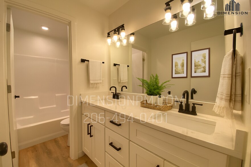 Building Photo - 17510 29th Ave E